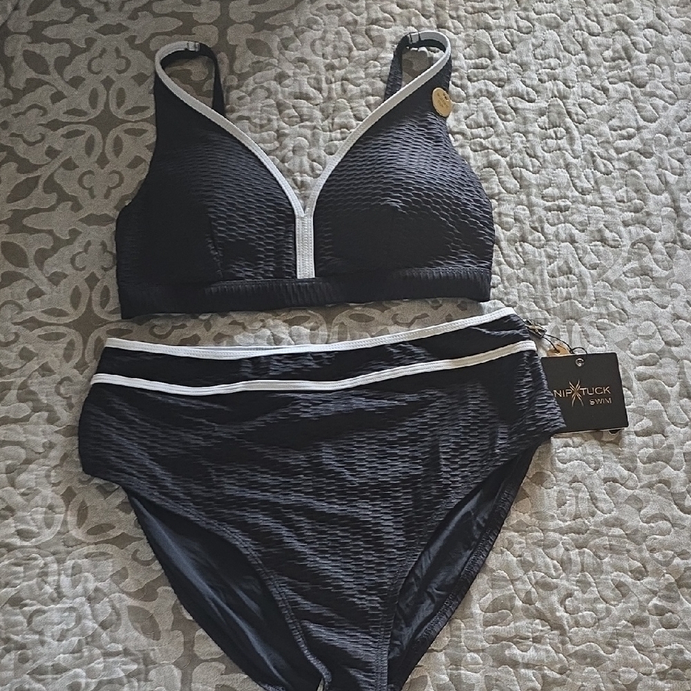 Black Women's Bathing Suit 2 Piece Set